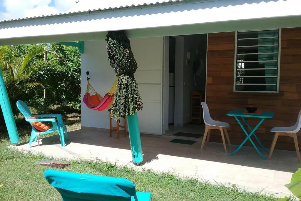 Gite Cajou Dans Jardin Tropical Ventile A Sainte-Anne Exterior photo